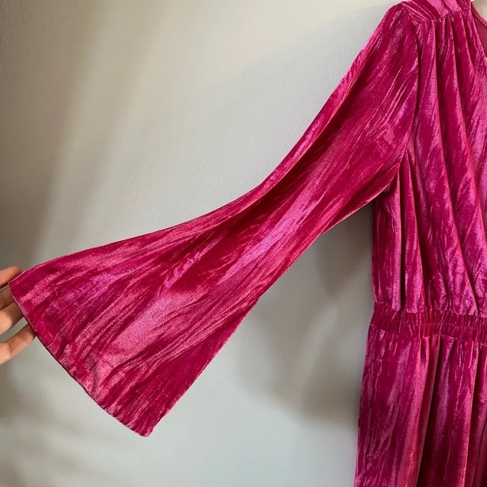 A new day- pink velour jumpsuit - Picture 4 of 4